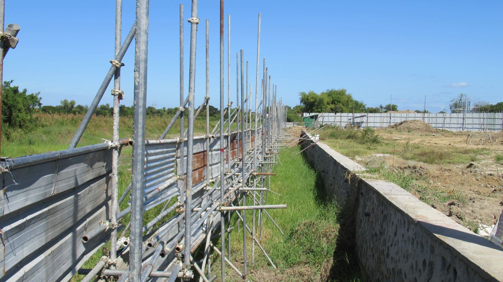 Handful of Contractors Cornered Billions in Flood Control Contracts, Audit Finds